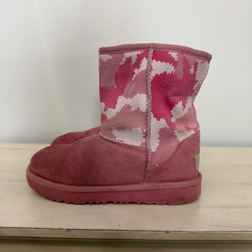 Ugg Pink Camo Classic Short Boots